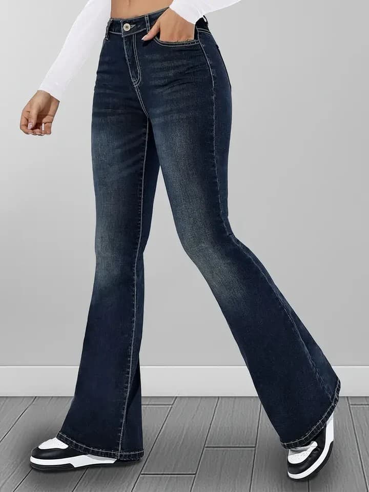 Bootcut Jeans